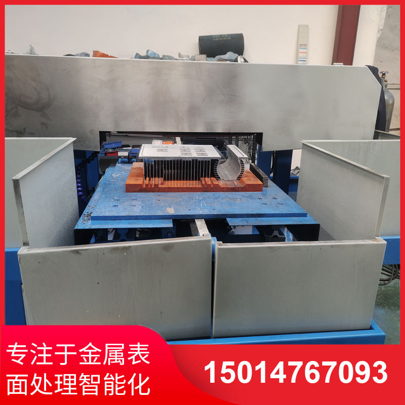 鋁(lv)材(cai)直(zhi)紋拉(la)絲(si)機(ji)廠(chang)傢(jia)